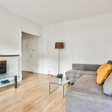 Appartement Quartier Tour Eiffel Parc Du Champ-De-Mars Paris Dış mekan fotoğraf