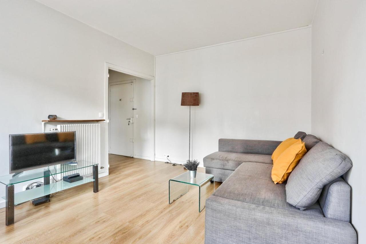 Appartement Quartier Tour Eiffel Parc Du Champ-De-Mars Paris Dış mekan fotoğraf